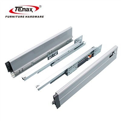 กล่องโลหะในครัว